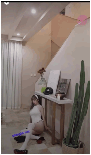 松果儿大尺度自拍 完整版6:00